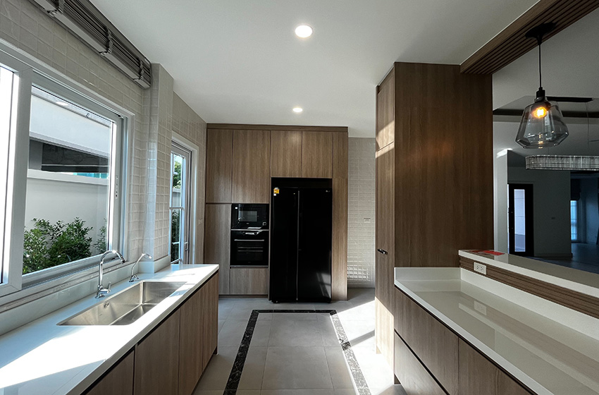 House with Shared Pool in Sukhumvit 